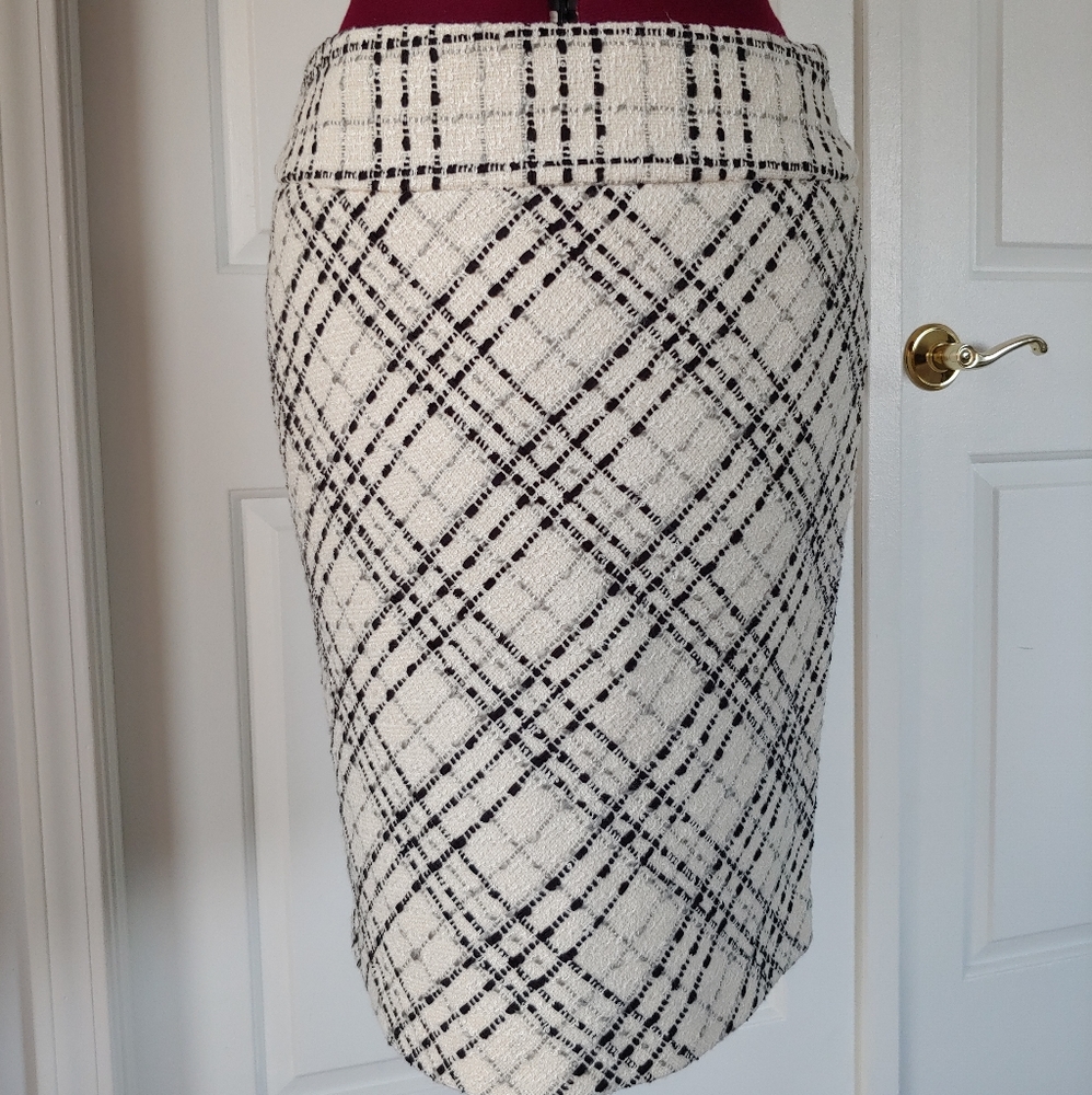SKIRT Size 2
